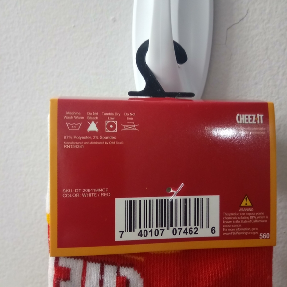 🚨 SOLD OUT🚨Cheez-It, Socks, Crew Style, Size Fits Men's 6-12, Color White, - Picture 5 of 6